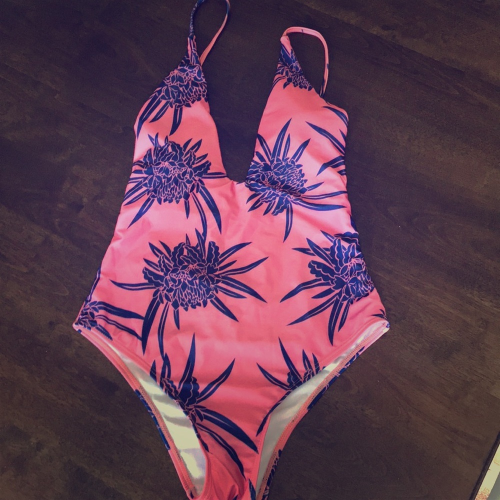 Bathing suite